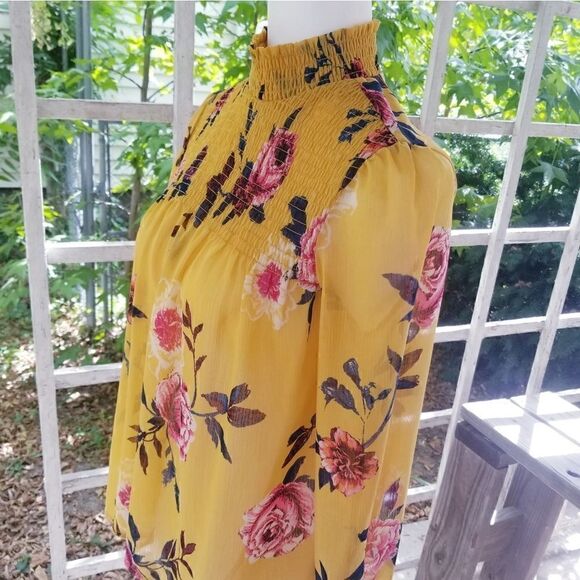 Living Doll Los Angeles Floral Long Sleeve Blouse - Picture 5 of 8